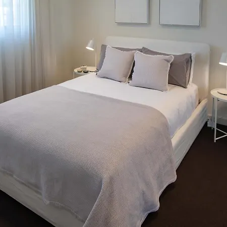 Luxury Norwood Retreat-2